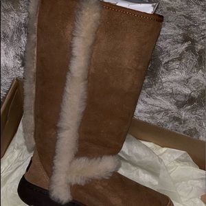 Ugg sunburst y’all